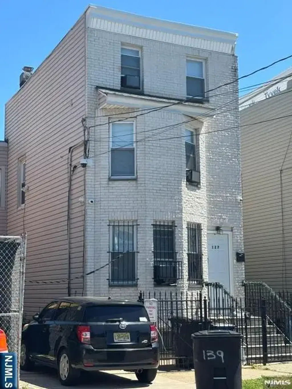 127 Verona Avenue, Newark