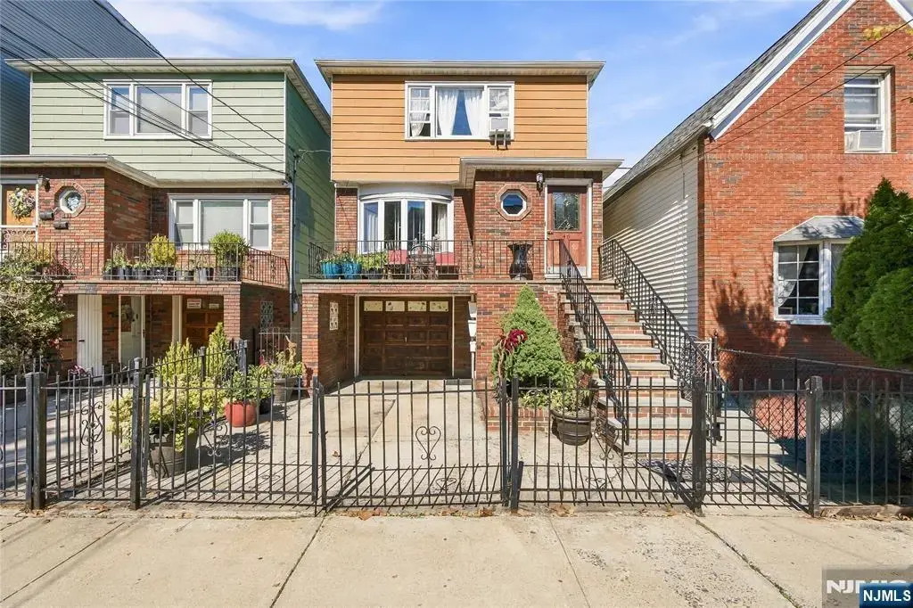 46 Grace Street, Jersey City