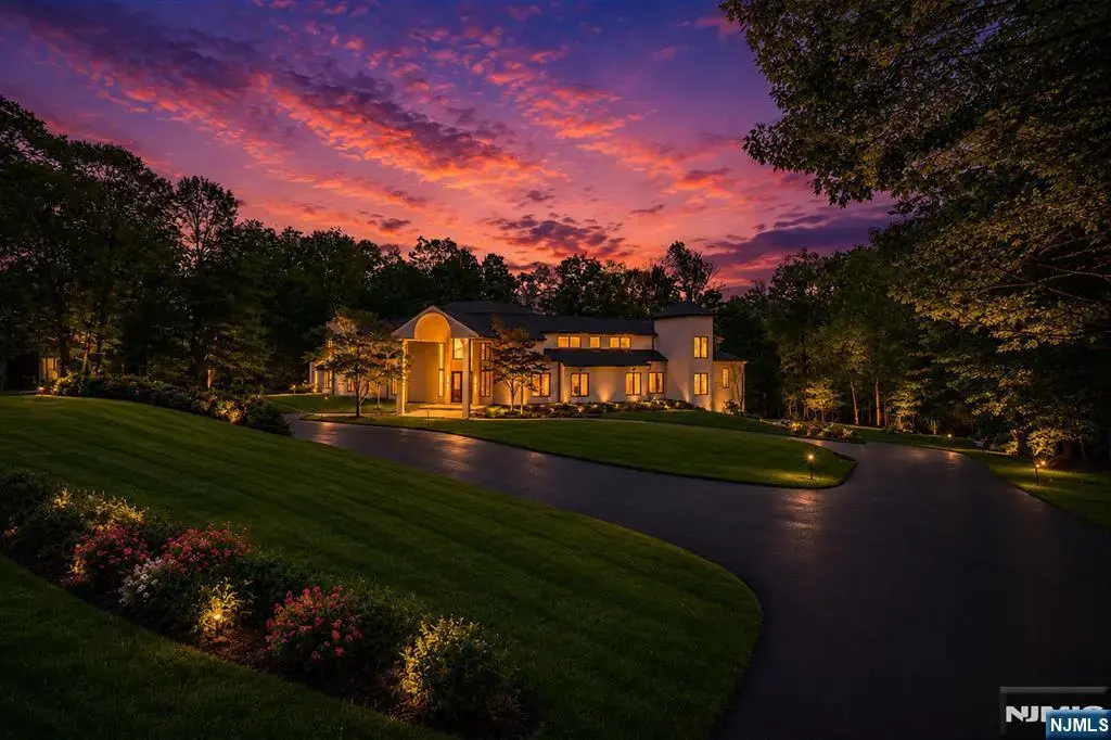 809 Shore Drive, Kinnelon Borough