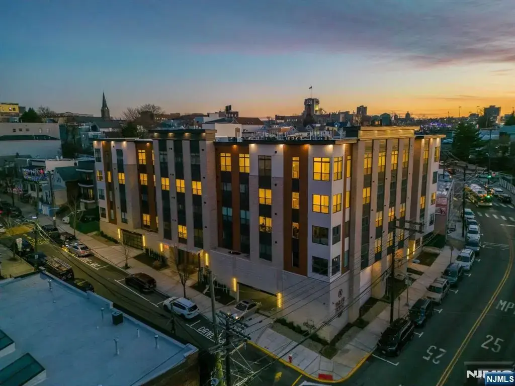 649 38th Street 412, Union City