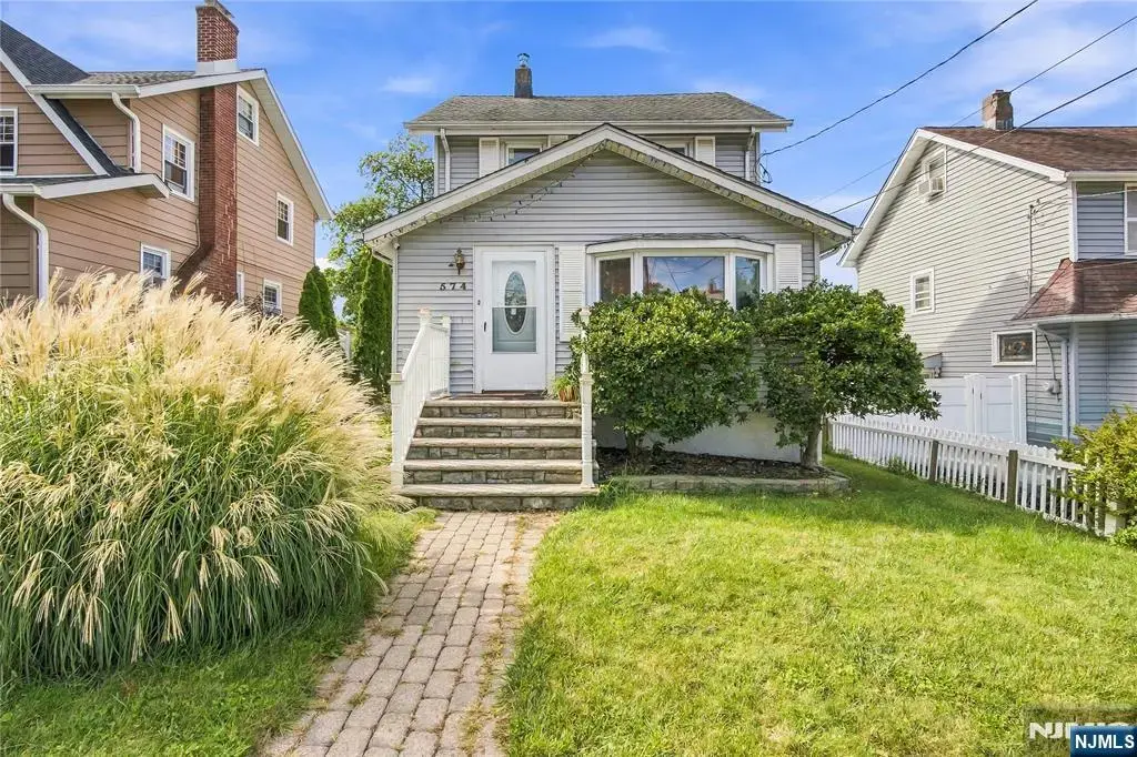 574 Tilden Avenue, Teaneck
