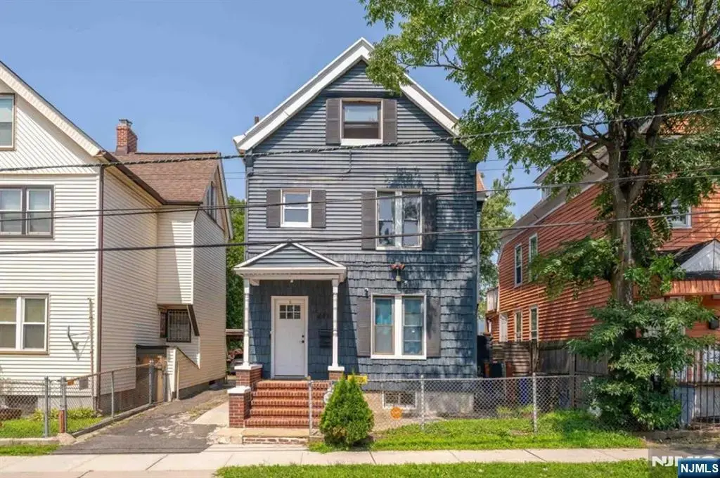 485 Cary Street, Orange
