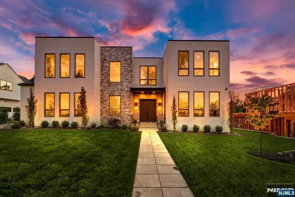 144 Demarest Avenue, Englewood Cliffs