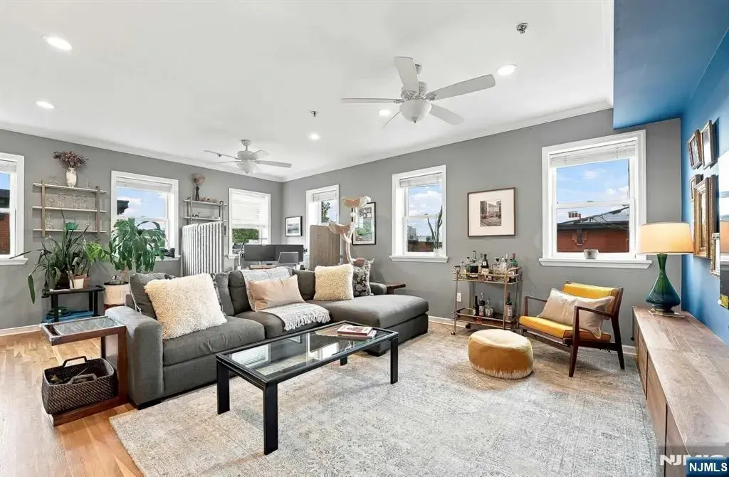 547 Bloomfield Street 4, Hoboken