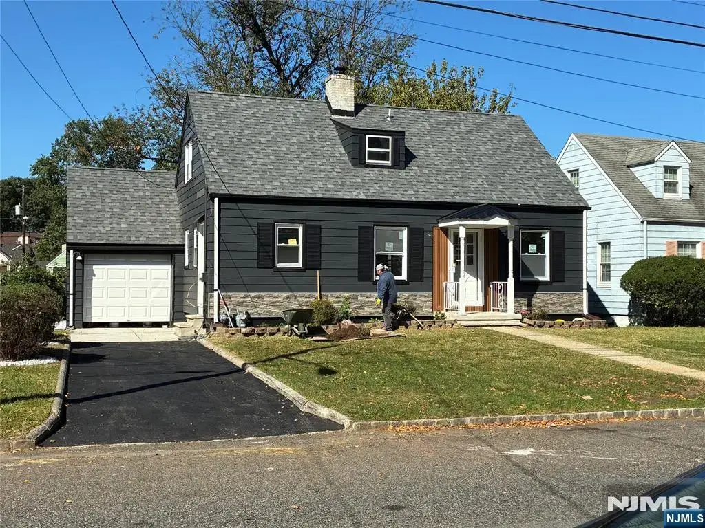 145 Beech Street, Belleville
