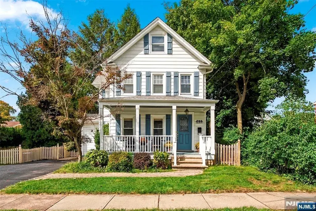 436 Northern Parkway, Ridgewood