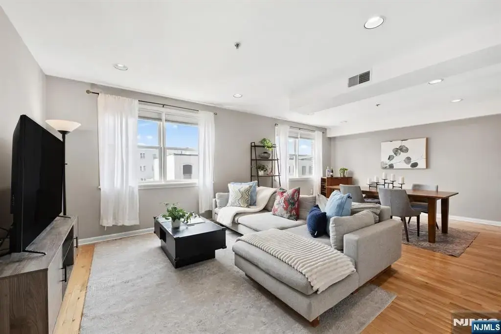 225 Clinton Street 4, Hoboken