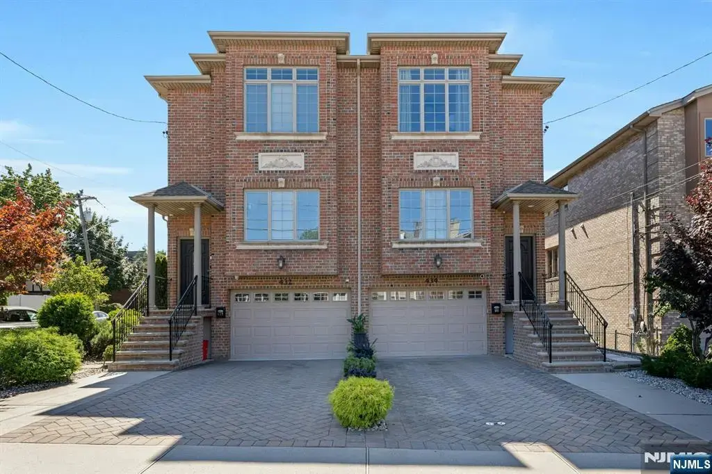 434 Nelson Avenue, Cliffside Park