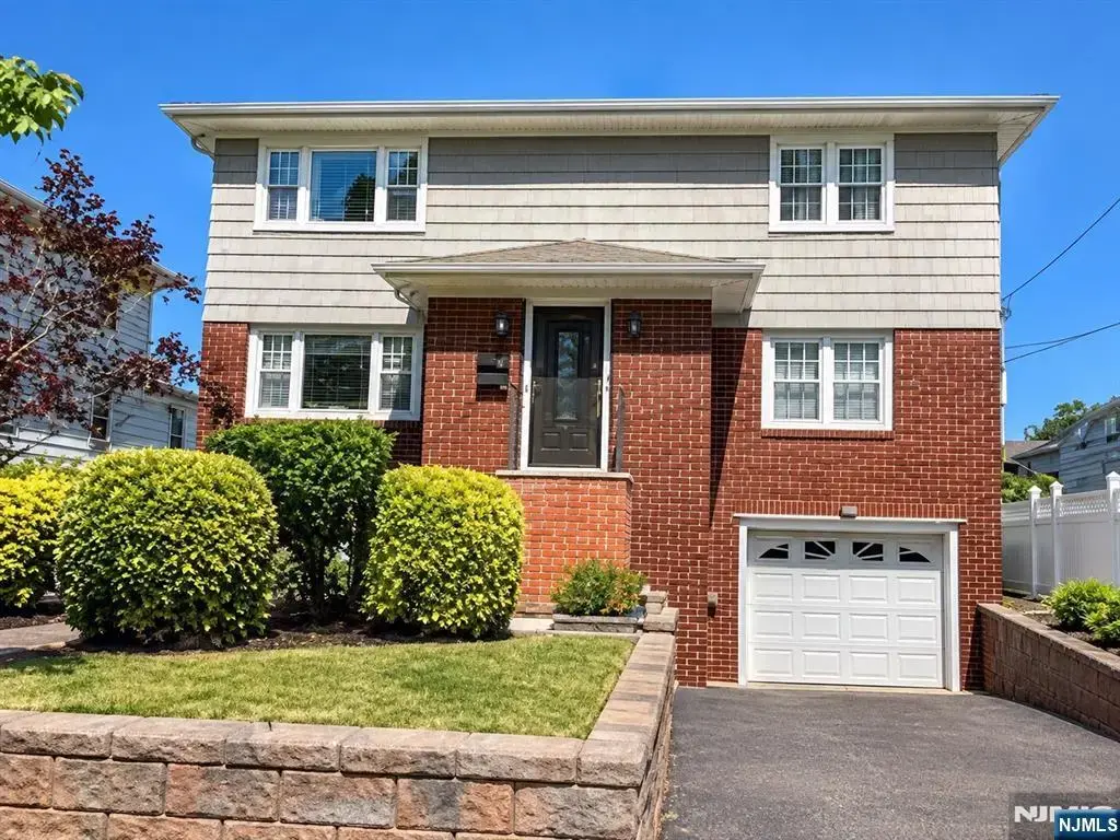 171 Delafield 2, Lyndhurst