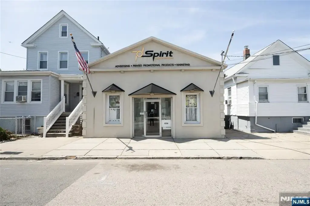 139 S Main Street, Hackensack