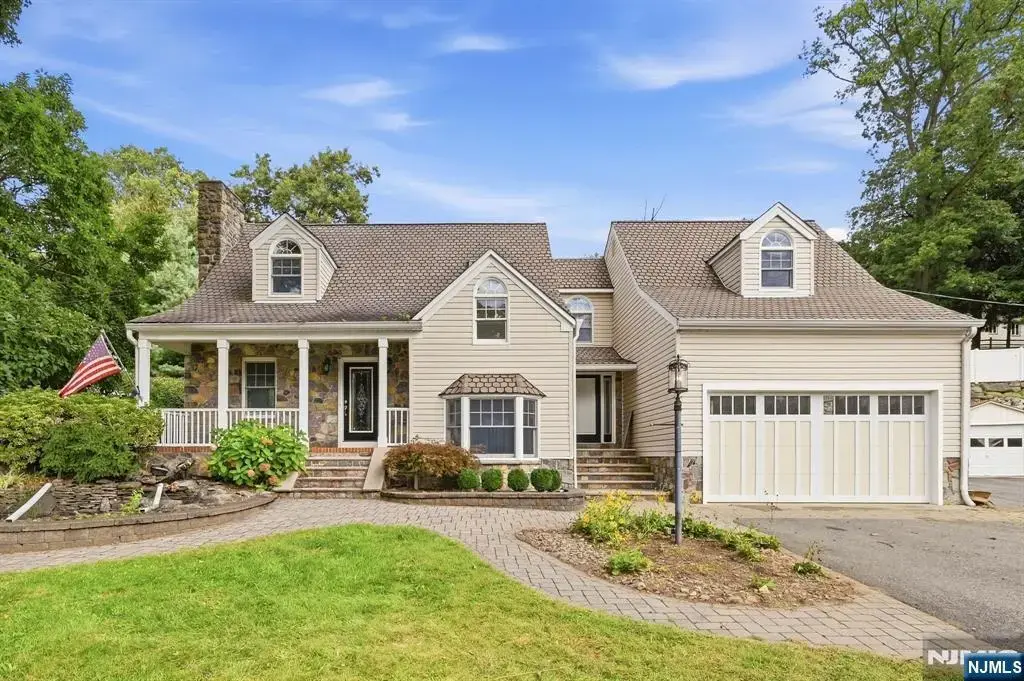 16 Mount Hope Road, Rockaway Township