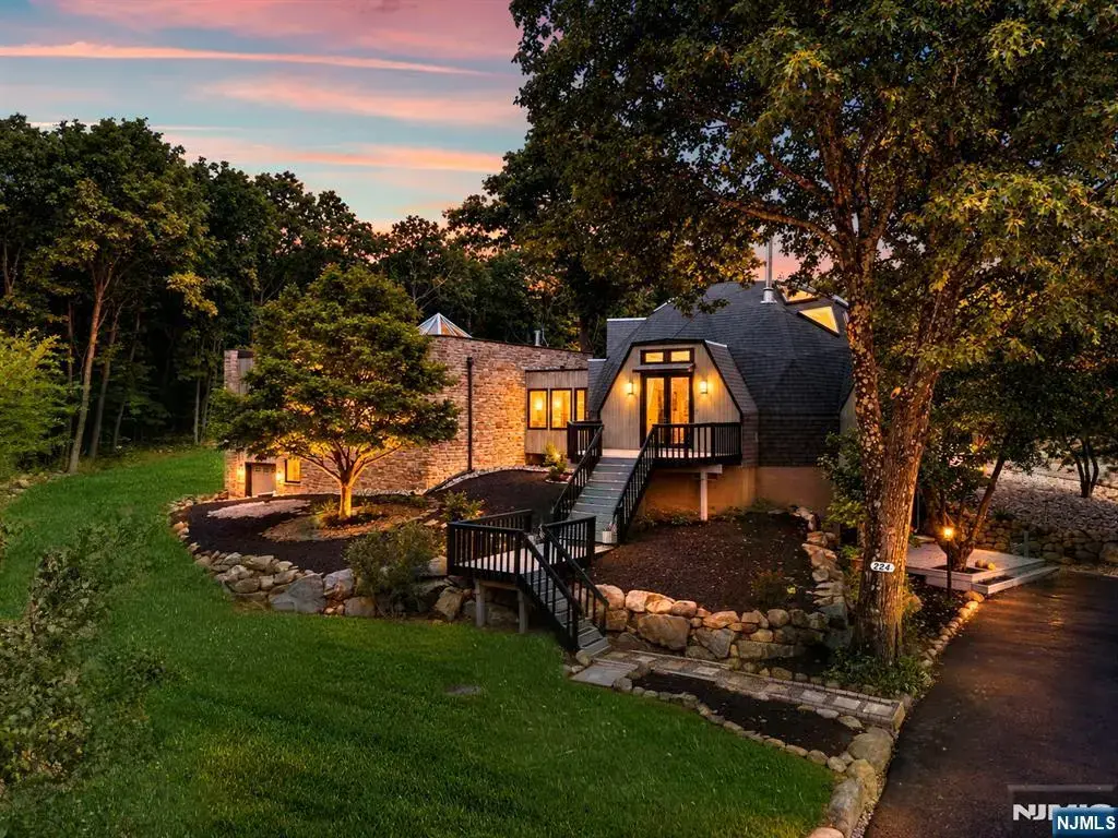 224 Holland Mt Road, Jefferson Township