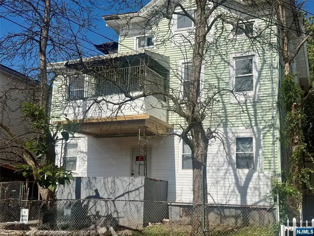 189-193 Park 3, Paterson