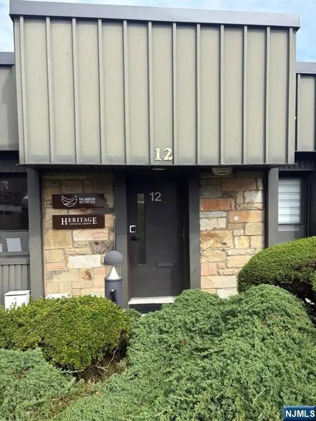 466 Old Hook Road 12, Emerson