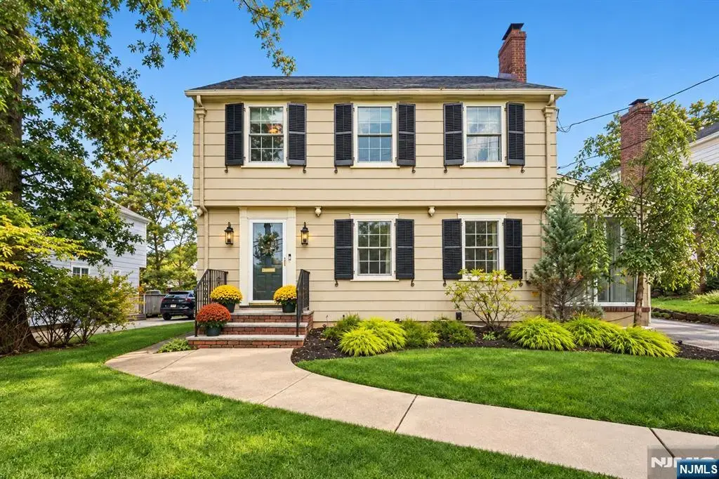68 Linden Avenue, Verona