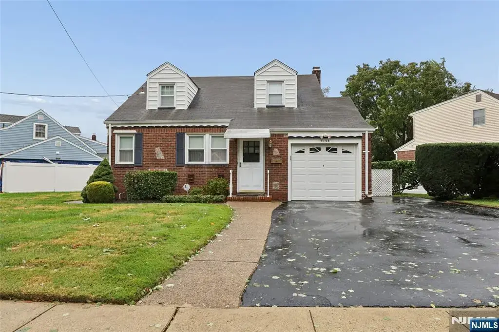 11-04 Harrison Drive, Fair Lawn