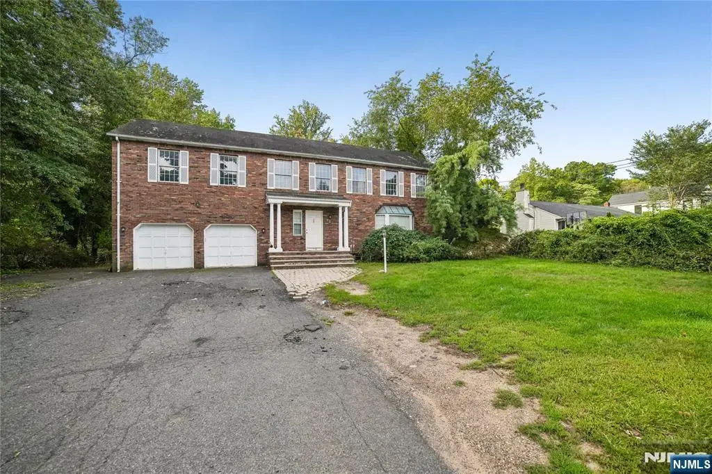 753 Washington Avenue, Twp of Washington