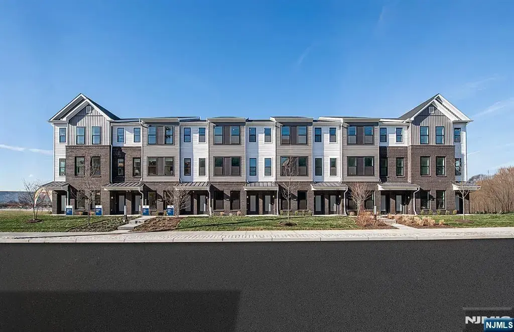 300 Willow Street 301, Kearny