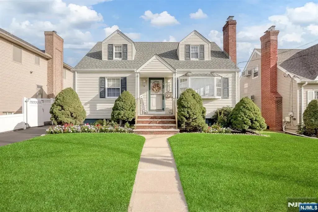 85 Catherine Avenue, Saddle Brook