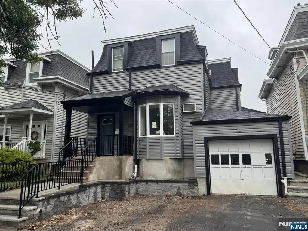 11 Chestnut 1, Rutherford