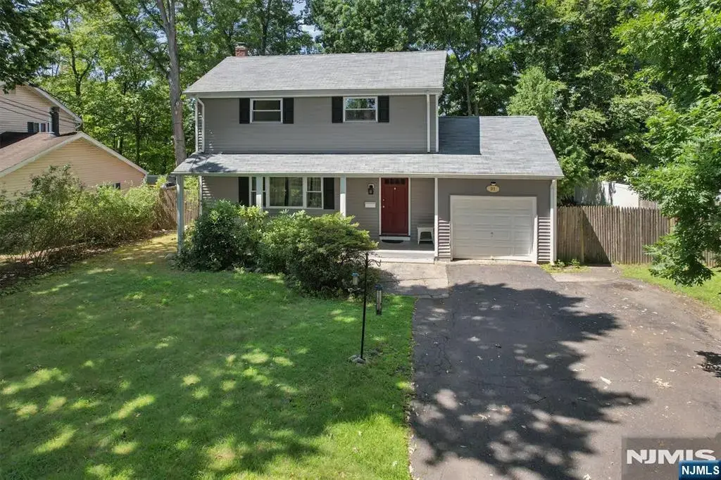 91 Legion Place, Hillsdale