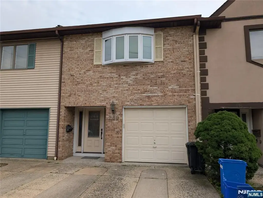 230 Van Winkle, East Rutherford