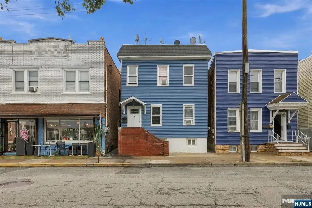 19 Summer Street, Lodi