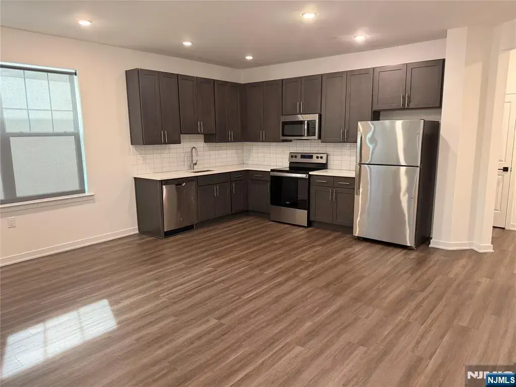 480 Paterson 108, East Rutherford