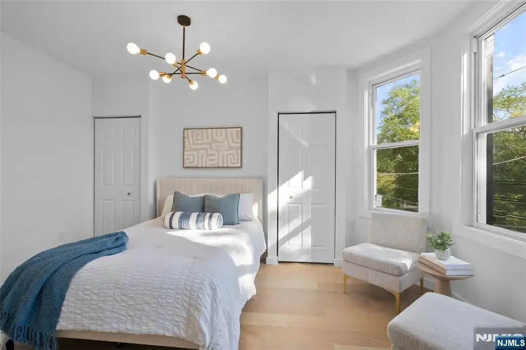 110 Maple 2, Weehawken