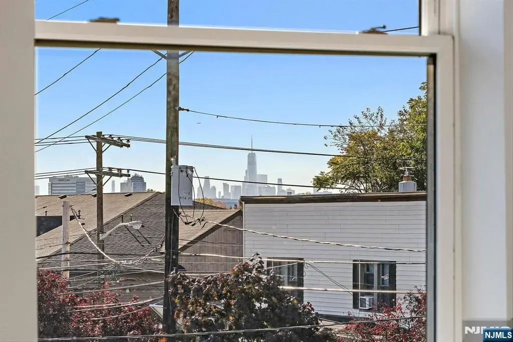 153 Orchard, East Rutherford