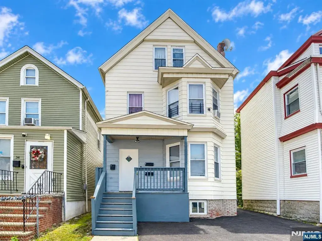 32 Cummings Street, Irvington