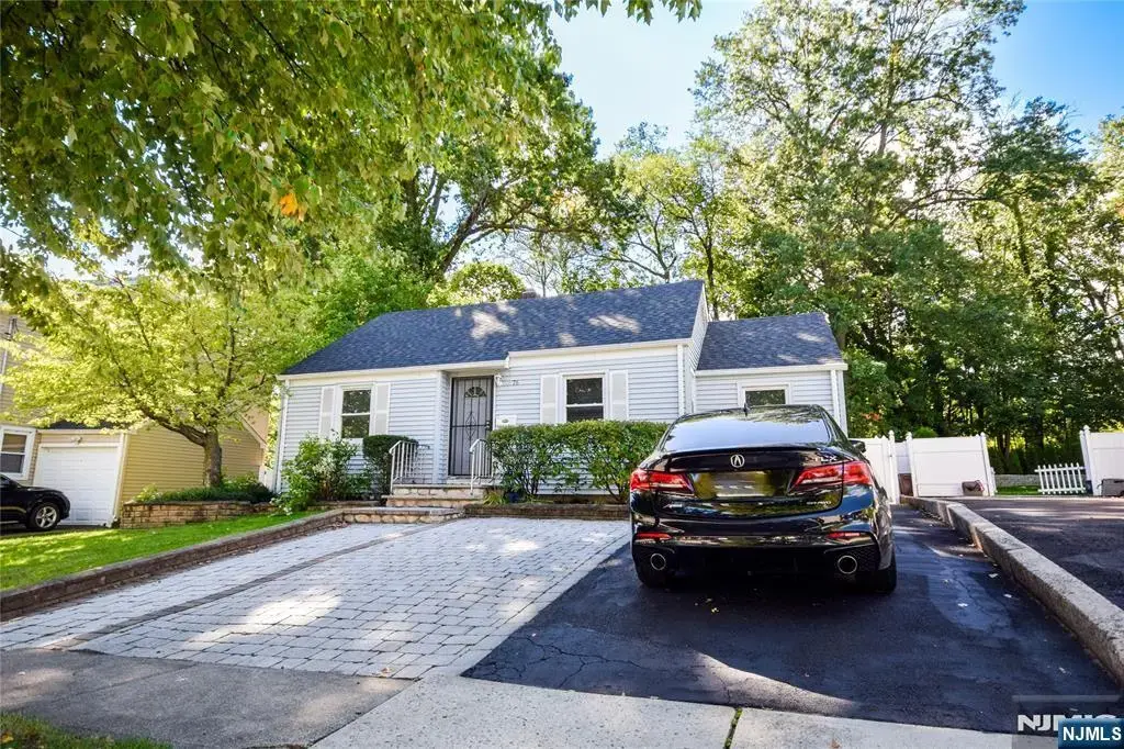 76 Orchard Drive, Clifton