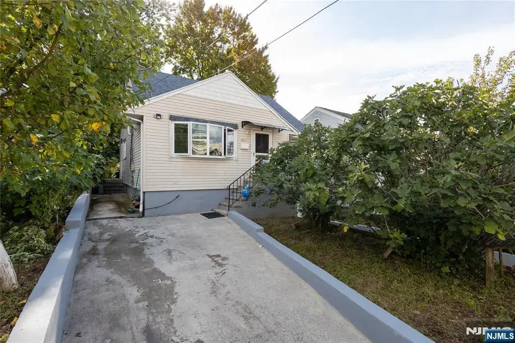 1611 86th Street, North Bergen