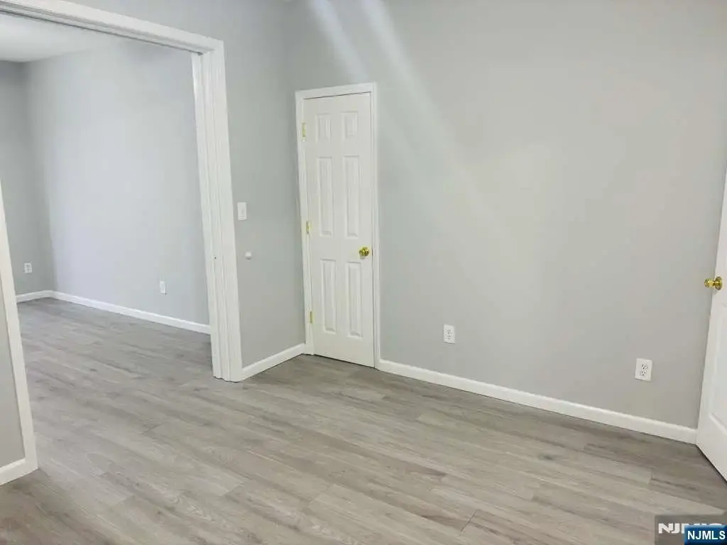 44 Highland 1l, Kearny