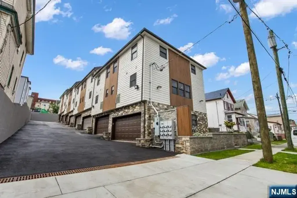413 Paulison Avenue 7, Passaic