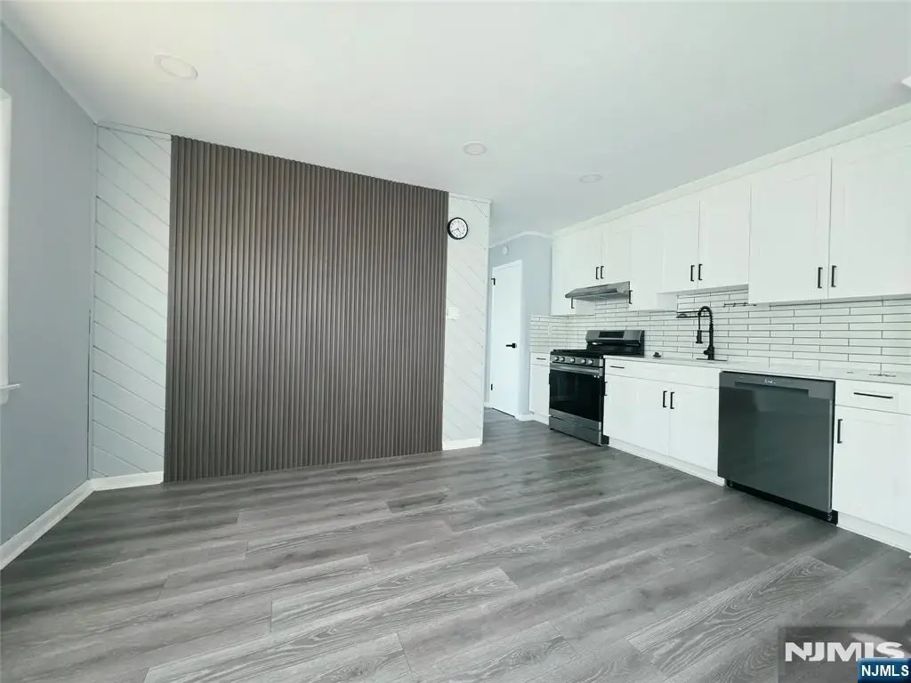 749 Broad A, Ridgefield