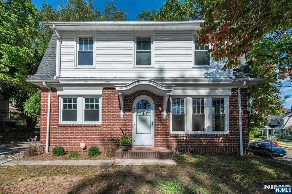 45 Walker Road, West Orange