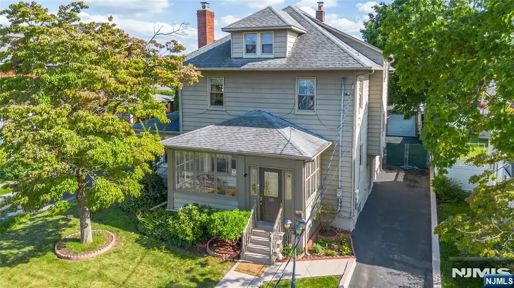 133 Luddington Avenue, Clifton