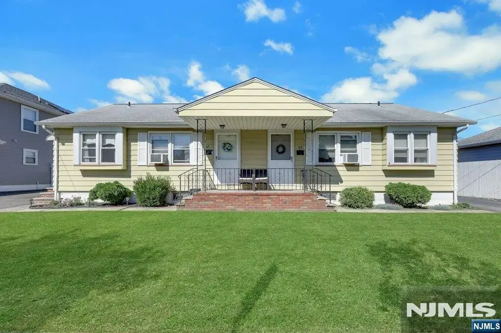35 Grant Street, East Rutherford