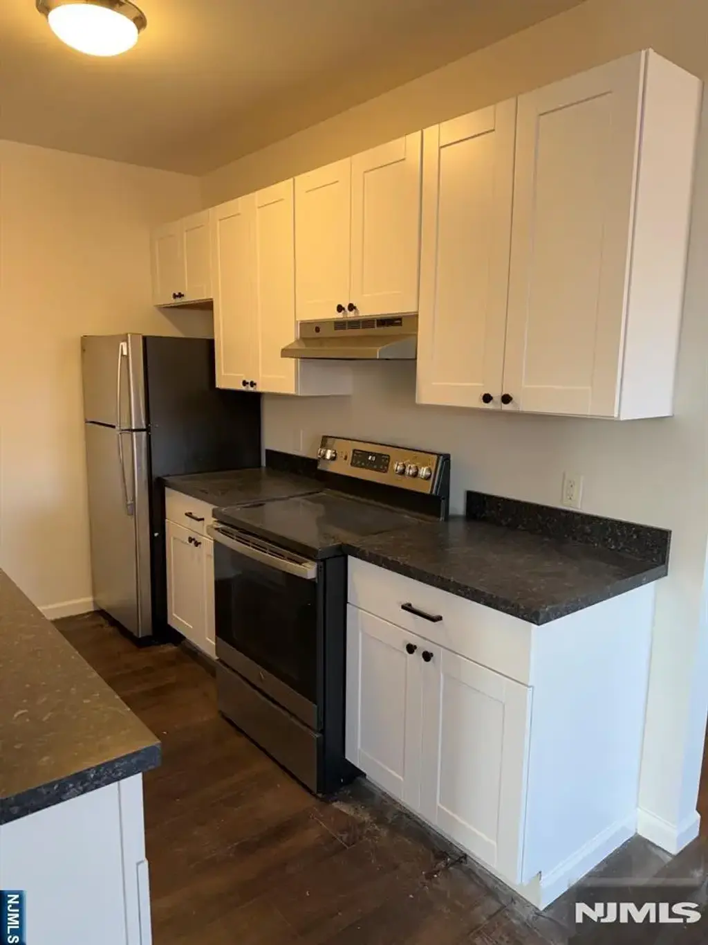 40 Washington B9, Dumont