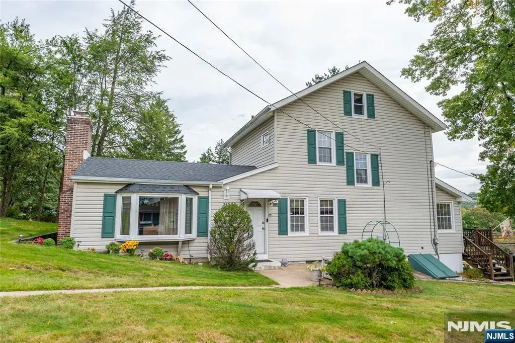 255 Pleasant Valley Way, West Orange