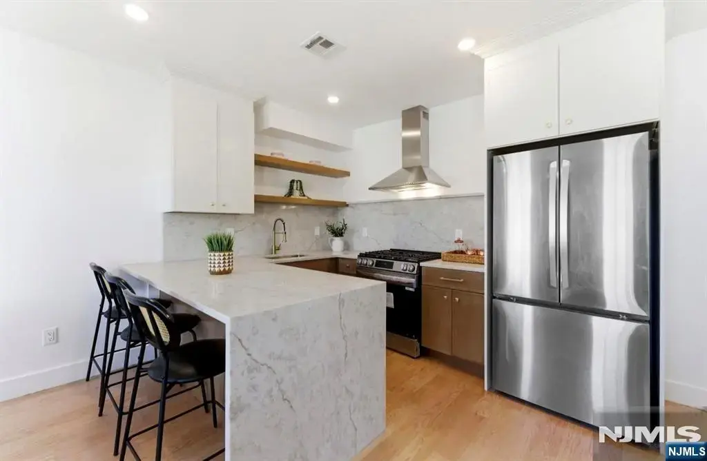 113 Oak Street 2, Jersey City