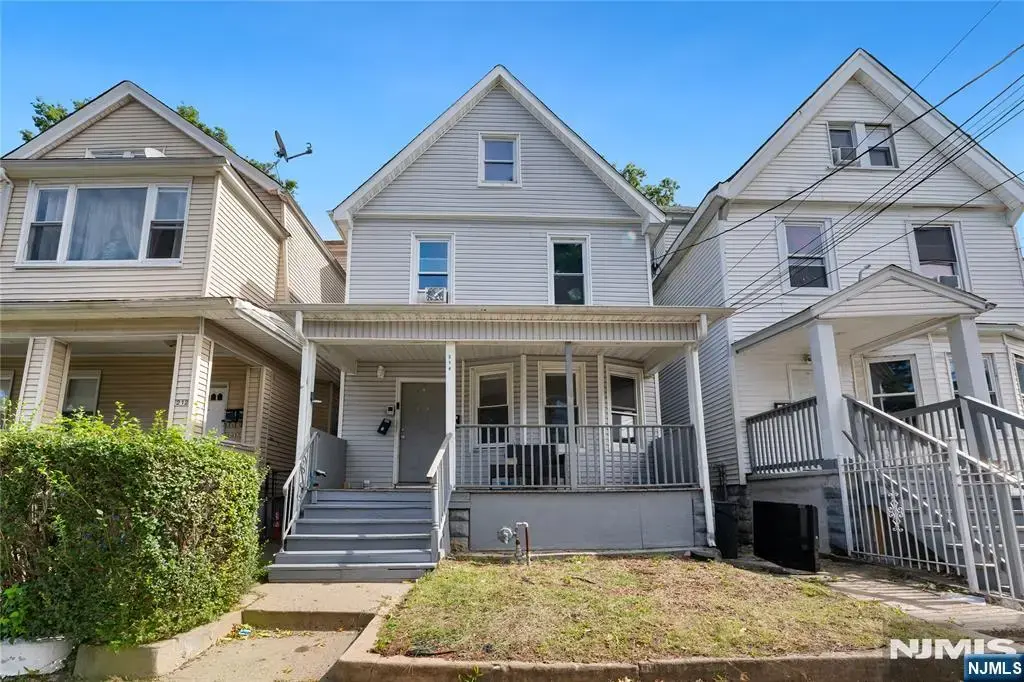214 Smith Street, Newark