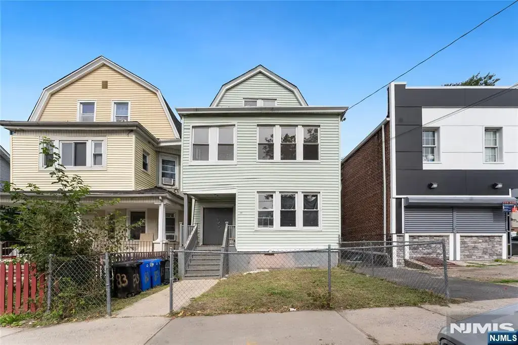 83 Tremont Avenue, Newark