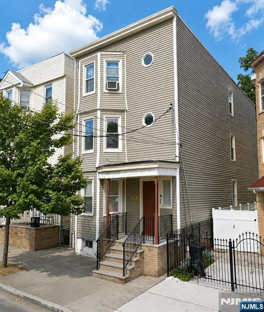 109 S 12th Street, Newark