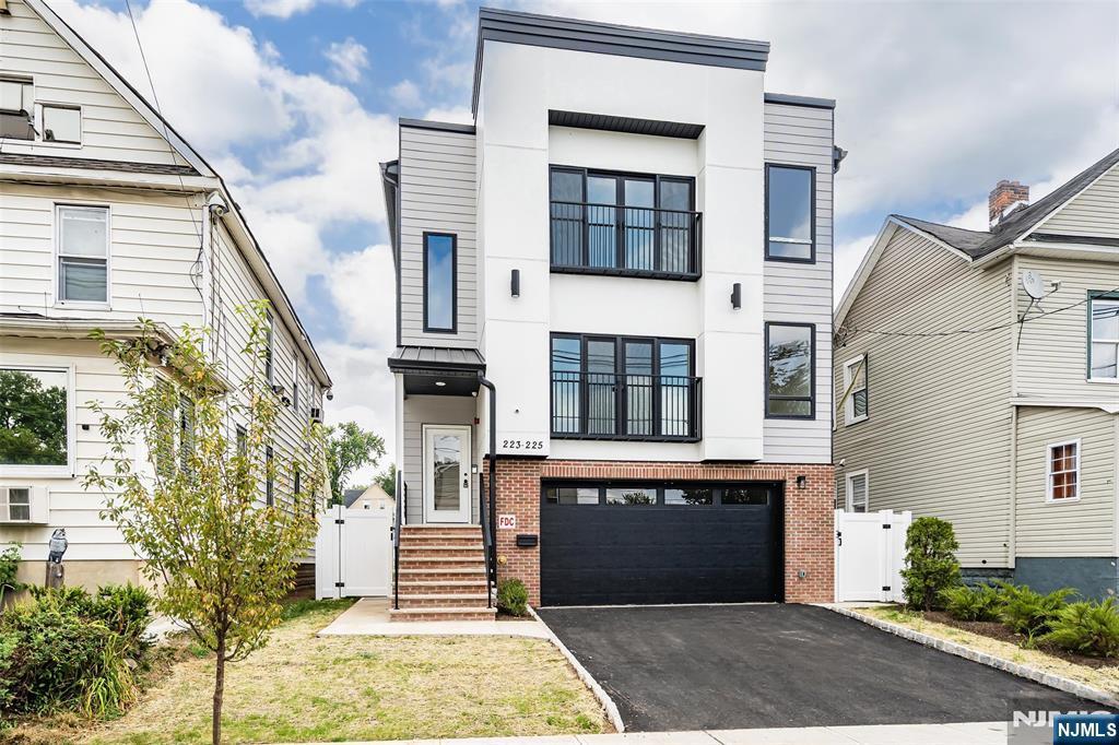 223 Monroe Avenue, Plainfield