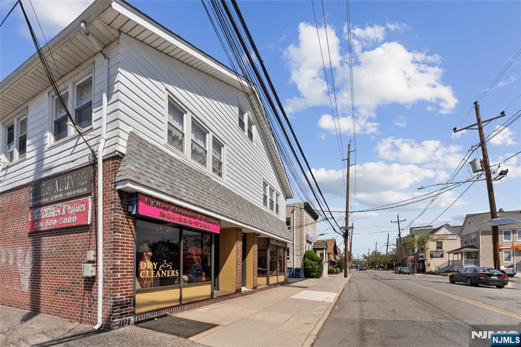 825 Main Street, Hackensack