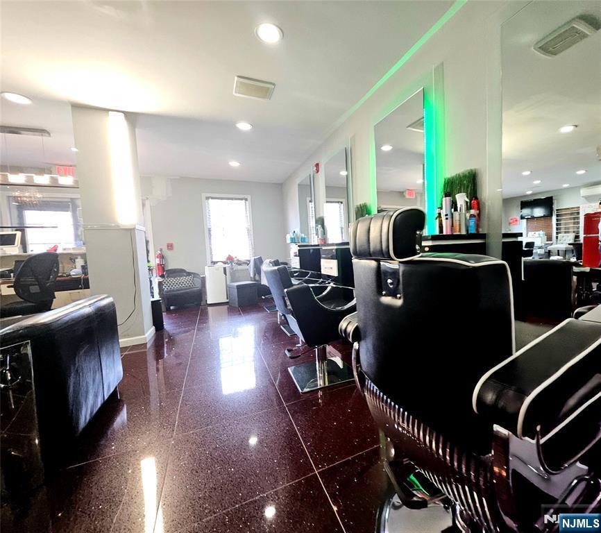 174 E Blackwell Street 1f, Dover Town