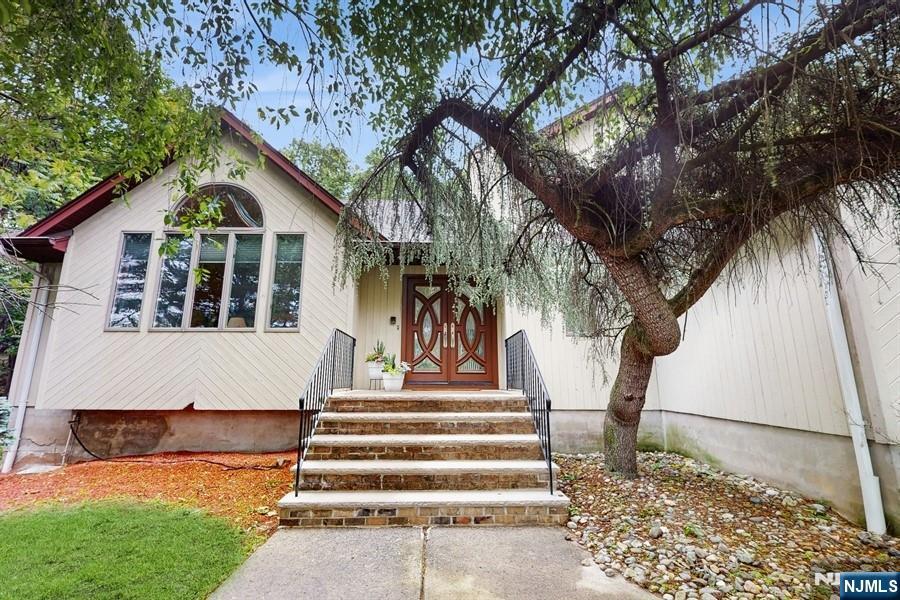 67 Westview Road, Wayne