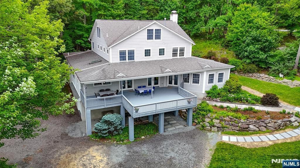 161 Otterhole Road, West Milford